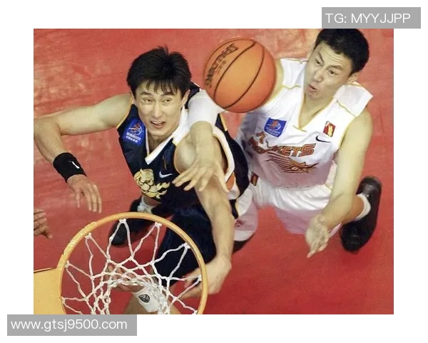 刘铮的篮球之路：从青涩少年到职业球员的成长历程与心路历程